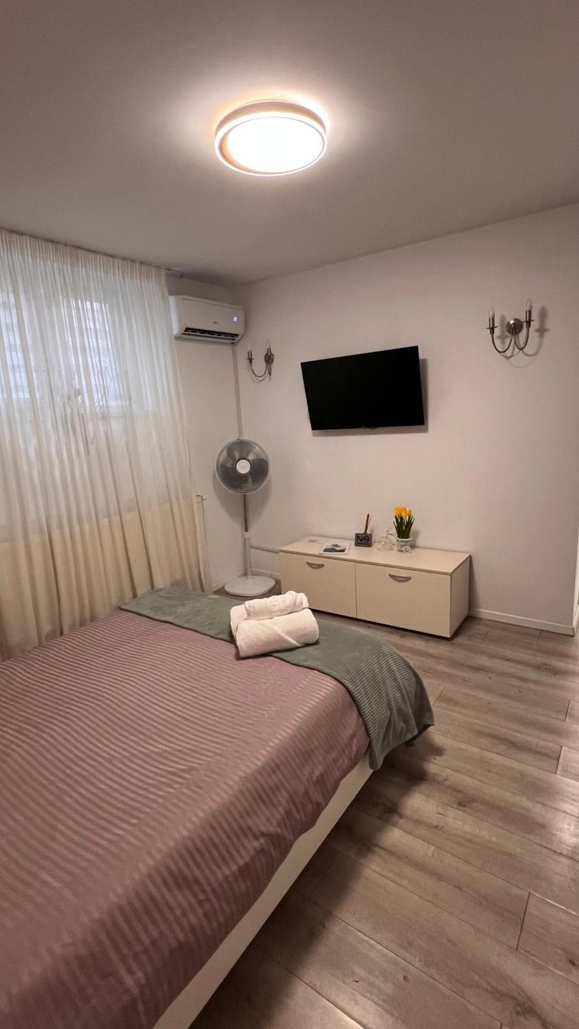 Apartamento Cotroceni Studio Bucarest Exterior foto